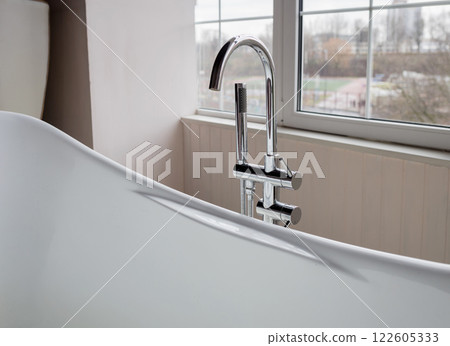Stainless Faucet for Tub 122605333