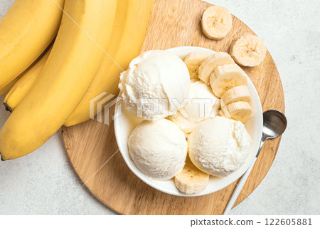 Banana ice cream and bananas 122605881