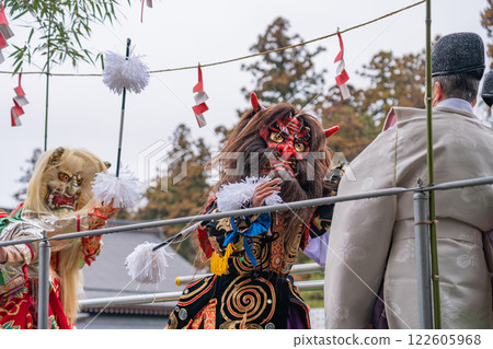 多賀大社節祭、鬼舞（滋賀縣犬上郡） 122605968