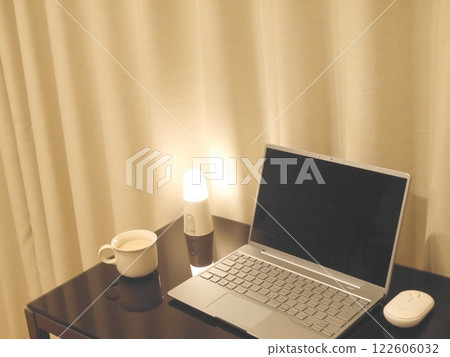 電腦和咖啡 122606032