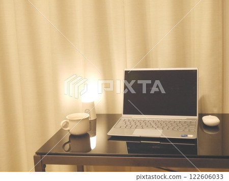 電腦和咖啡 122606033