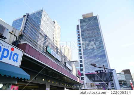 Meguro Station in Tokyo Meguro Station in Tokyo 122606384