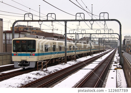 [OH] 冬季小田急線8000系列列車（快速特快：新宿⇔小田原） 122607789