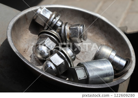 Key lock for secret wheel nuts. Key lock for secret wheel nuts. 122609280