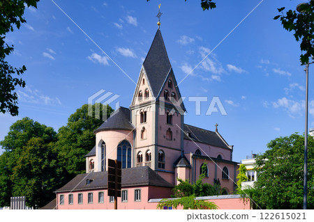 The Romanesque Basilica of St. Maria in Lyskirchen on the banks of the Rhine in Cologne 122615021