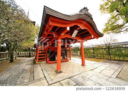 Kyoto Prefecture, Toji Temple, Yashima Shrine, Yashima Shrine, Kujo-cho, Minami-ku, Kyoto City, February 2022 Kyoto Prefecture, Toji Temple, Yashima Shrine, Yashima Shrine, Kujo-cho, Minami-ku, Kyoto City, February 2022 122616009