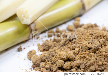 Sugarcane Brown sugar 122616293