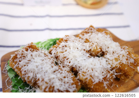 [Food] Kushikatsu, a specialty of Osaka 122616505