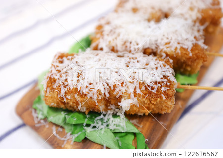[Food] Kushikatsu, a specialty of Osaka 122616567