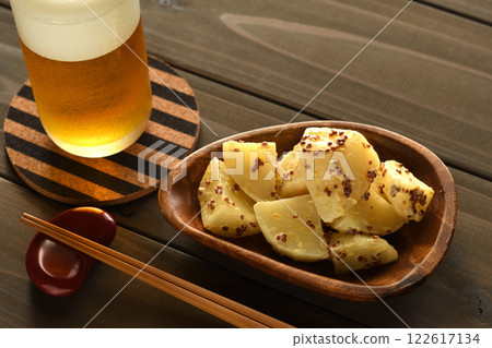 馬鈴薯配芥末和蛋黃醬 馬鈴薯配芥末和蛋黃醬 122617134