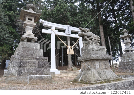 奧州大道、葛西石宿、熊野神社、鳥居、獅子、燈籠 122617431
