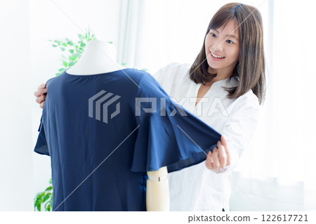 時裝設計師女 時裝設計師女 122617721