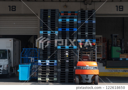 Logistics facility Logistics facility 122618650