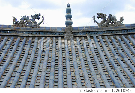 中國，雲南，香格里拉古城，傳統寺廟屋頂 122618742