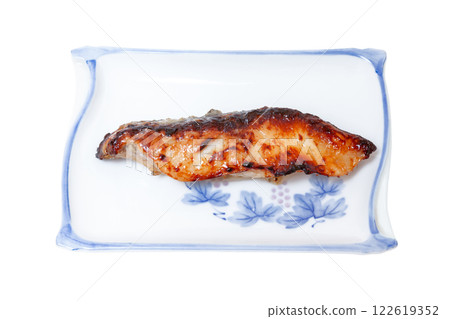 Crispy grilled cod pickled in sake lees [white background, cutout] 122619352