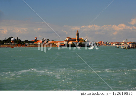 Italy, Venice Lagoon, San Michele Island, Inizola Church and Venice city Italy, Venice Lagoon, San Michele Island, Inizola Church and Venice city 122619855
