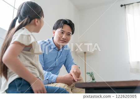 Daddy and his 9 year old daughter 122620305