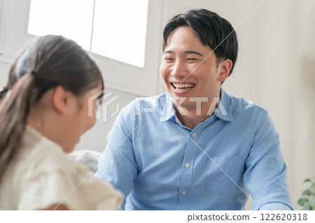 Daddy and his 9 year old daughter 122620318