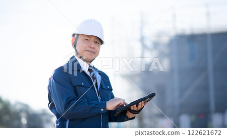 資深施工經理/建築師 122621672