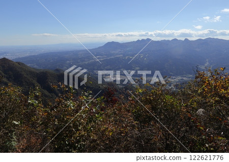 澀川市,從婚姻之森停車場攀登十二岳,在山頂附近眺望榛名山,2022 年 10 月 29 日 澀川市,從婚姻之森停車場攀登十二岳,在山頂附近眺望榛名山,2022 年 10 月 29 日 122621776