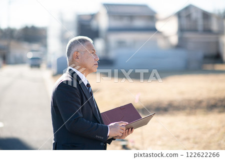 Land and house surveyor/architect Land and house surveyor/architect 122622266
