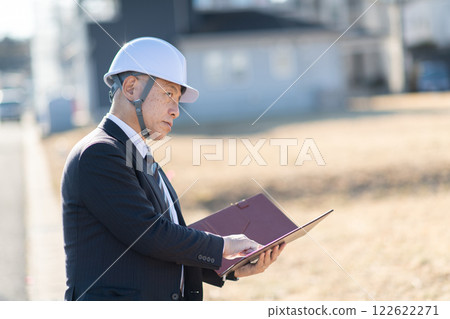 Land and house surveyor/architect Land and house surveyor/architect 122622271