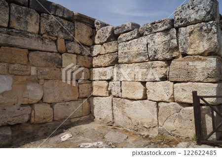 Türkiye, Pamukkale, Hierapolis ruins Türkiye, Pamukkale, Hierapolis ruins 122622485