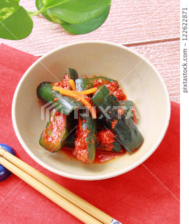 Oi Kimchi Korean food 122622871