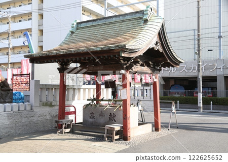 繞著神社走了一圈 122625652