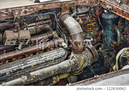 Inside the work ship 122630062