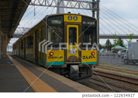 Series 701 122634917