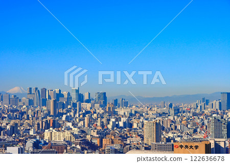 東京新宿區、富士山風景與新宿副中心摩天大樓區 122636678