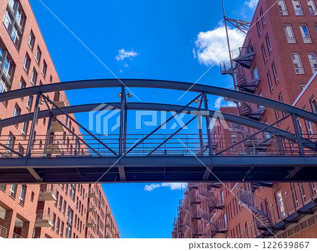 Hamburg cityscape, bridge view, HafenCity architecture, modern design. High quality photo 122639867