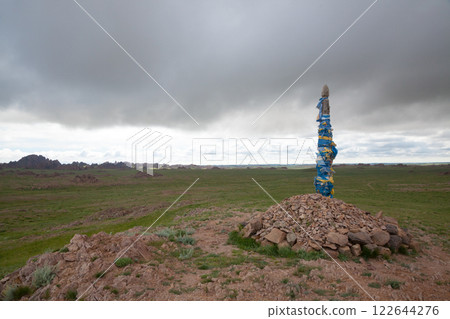 Stupa in Ikh gazriin chuluu National Park, Mongolia Stupa in Ikh gazriin chuluu National Park, Mongolia 122644276