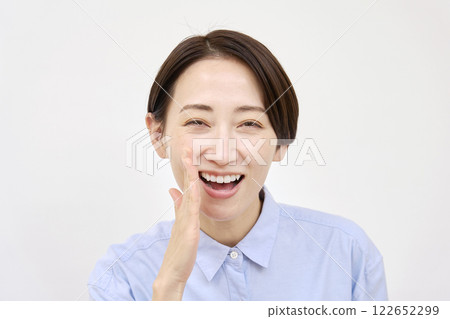 Woman talking, white background Woman talking, white background 122652299