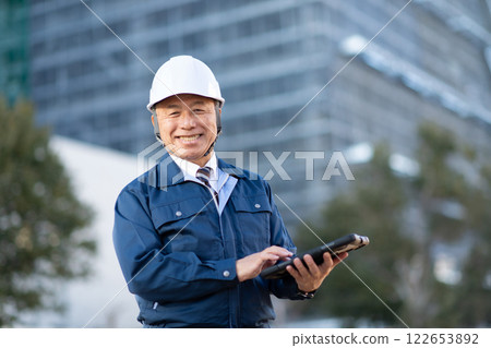 資深施工經理/建築師 122653892