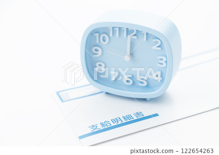 Watch and invoice Watch and invoice 122654263