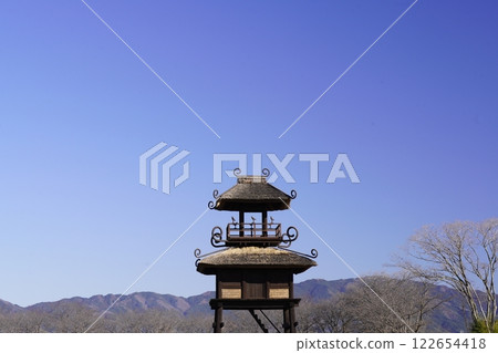 卡拉科-卡吉遺址的瞭望塔在藍天的映襯下格外引人注目 122654418