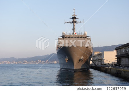 防衛省護衛艦布雷艦「室戶號」停靠下關港 防衛省護衛艦布雷艦「室戶號」停靠下關港 122657959