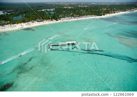 Beach from above 122661069