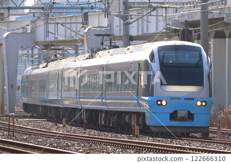 東北本線特急草津志摩號：E653系 122666310