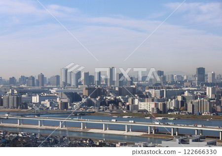 View of downtown buildings and the Arakawa River from Funabori Tower 122666330