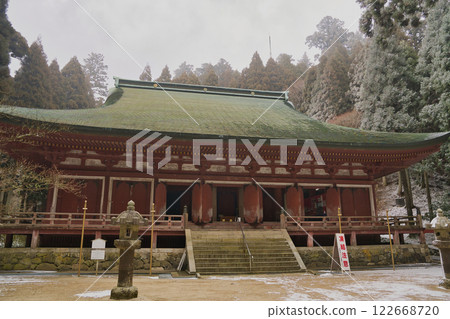I went to Enryakuji Temple on Mount Hiei in the snow. I went to Enryakuji Temple on Mount Hiei in the snow. 122668720