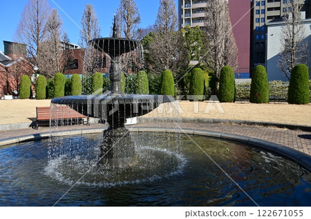 Noritake forest fountain 122671055