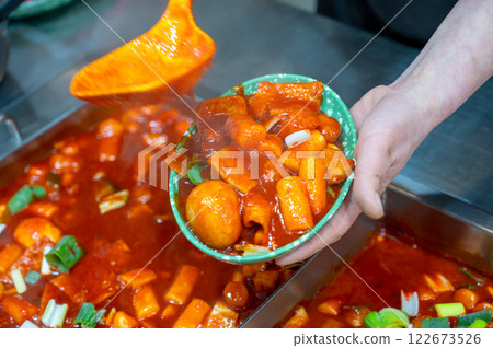 Korean street market food. tteokbokki 122673526