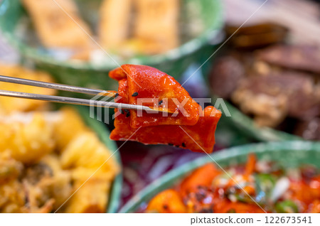 Korean street market food. tteokbokki 122673541