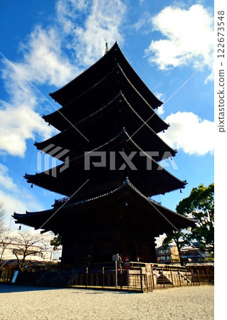 Kyoto Prefecture, Toji Temple, Five-Story Pagoda (National Treasure), Kujo-cho, Minami-ku, Kyoto City, February 2022 Kyoto Prefecture, Toji Temple, Five-Story Pagoda (National Treasure), Kujo-cho, Minami-ku, Kyoto City, February 2022 122673548
