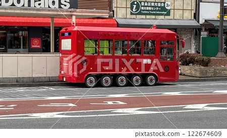 停放的 IKEBUS 122674609