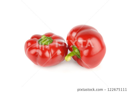 Set of sweet peppers, paprika isolated on white. 122675111