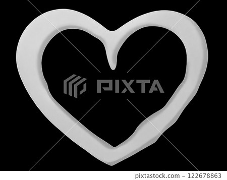 Whitish creamy hand-drawn heart-shaped frame, black background. AI generated image. 122678863